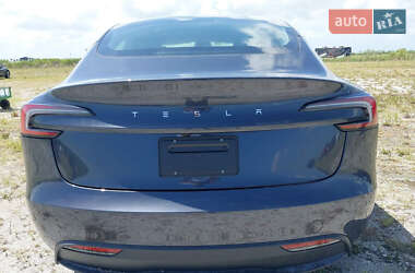 Седан Tesla Model 3 2024 в Луцке