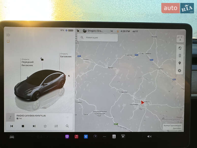 Седан Tesla Model 3 2022 в Дрогобыче