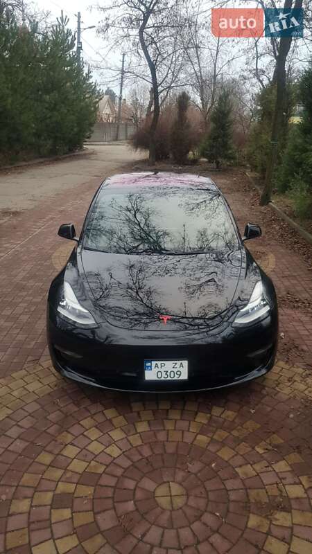 Седан Tesla Model 3 2018 в Запоріжжі