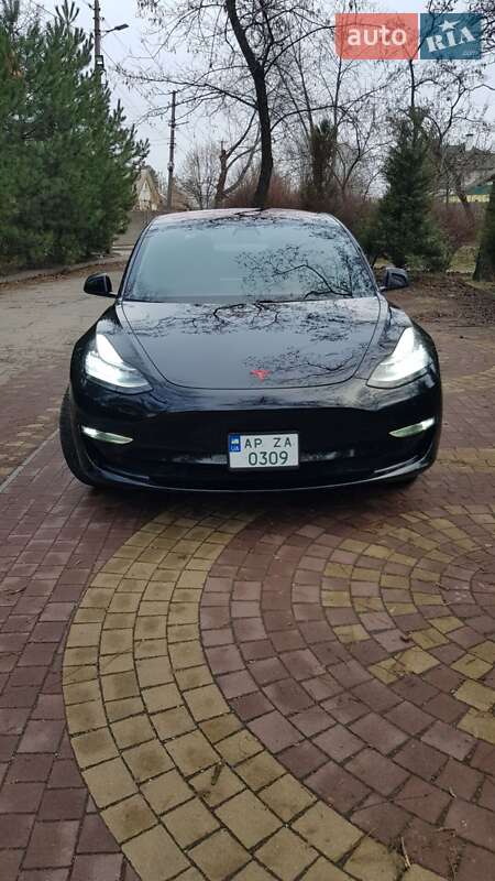 Седан Tesla Model 3 2018 в Запоріжжі