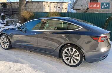 Седан Tesla Model 3 2019 в Козятині