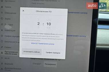 Седан Tesla Model 3 2019 в Киеве