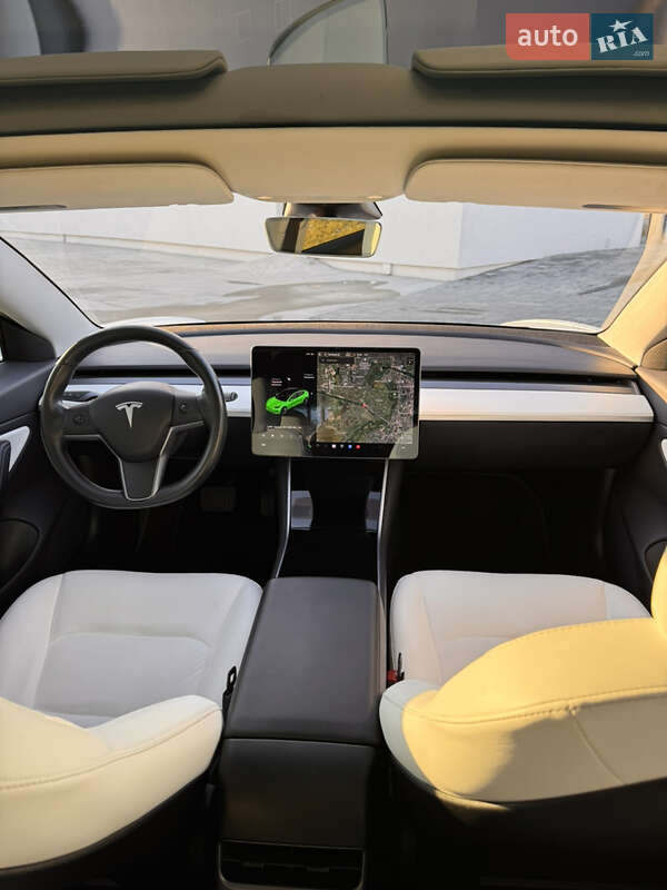 Седан Tesla Model 3 2019 в Луцьку фото 15 Седан Tesla Model 3 2019 в Луцьку