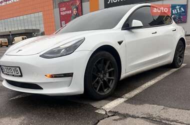 Седан Tesla Model 3 2021 в Полтаве