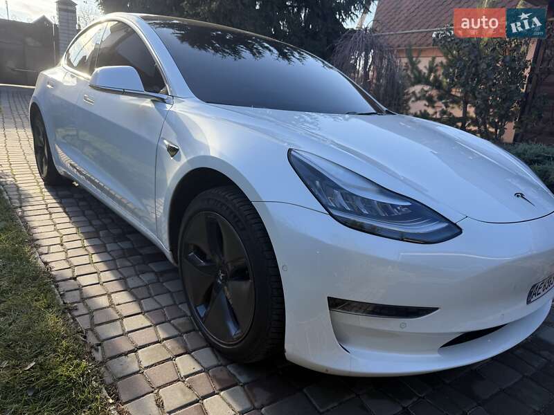 Седан Tesla Model 3 2019 в Днепре