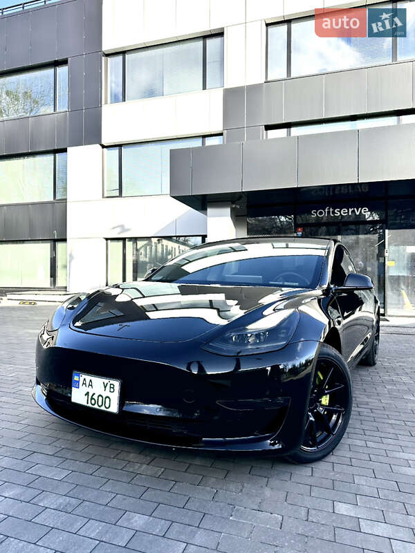Седан Tesla Model 3 2022 в Киеве фото 2 Седан Tesla Model 3 2022 в Киеве