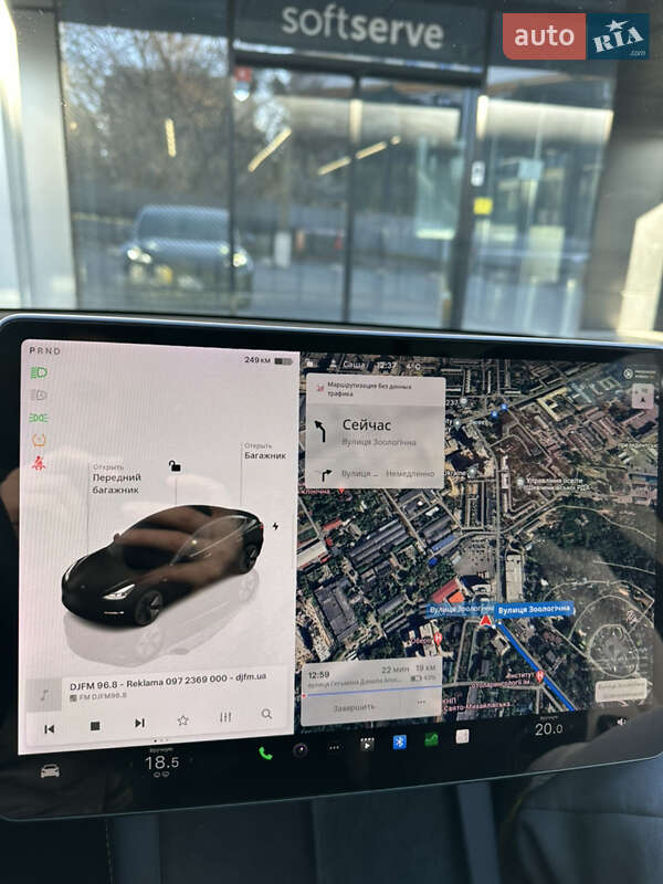 Седан Tesla Model 3 2022 в Киеве фото 24 Седан Tesla Model 3 2022 в Киеве