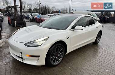 Седан Tesla Model 3 2020 в Луцке