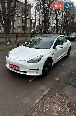 Седан Tesla Model 3 2022 в Рава-Русской