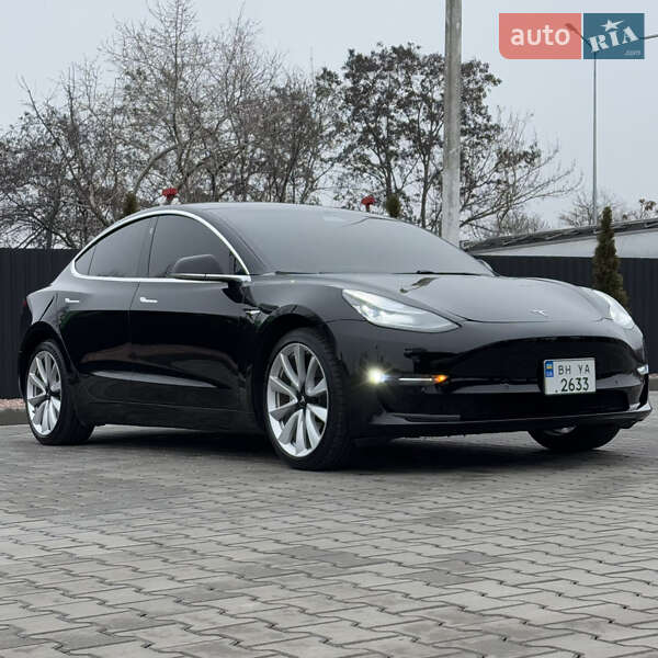 Tesla Model 3 2019