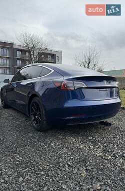 Седан Tesla Model 3 2018 в Луцьку