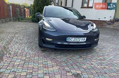 Седан Tesla Model 3 2018 в Львові