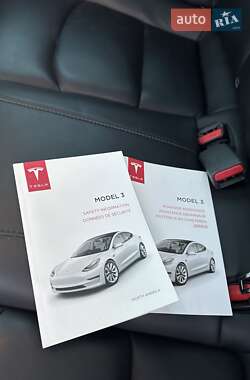 Седан Tesla Model 3 2019 в 