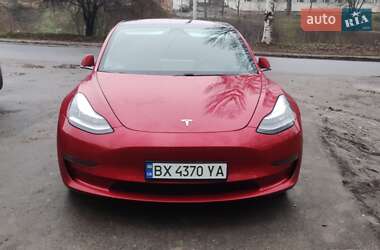 Седан Tesla Model 3 2018 в 