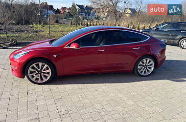 Седан Tesla Model 3 2018 в 
