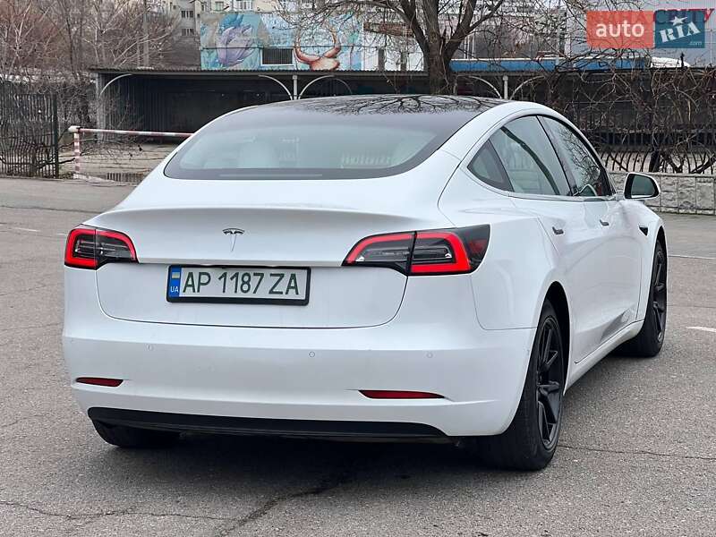 Седан Tesla Model 3 2020 в Запорожье
