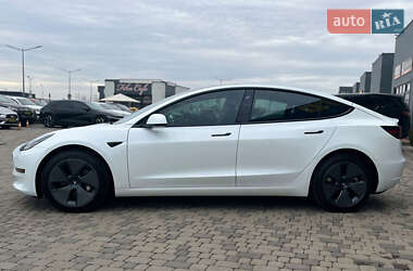 Седан Tesla Model 3 2023 в Мукачево