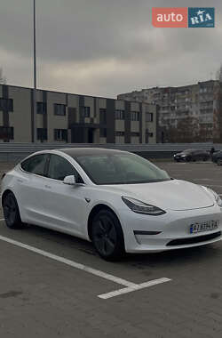 Седан Tesla Model 3 2019 в Киеве