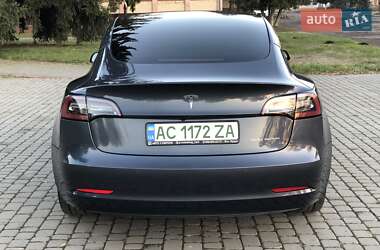 Седан Tesla Model 3 2022 в Луцке