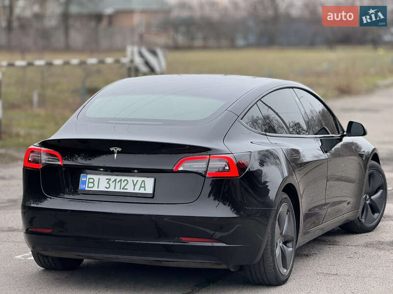 Седан Tesla Model 3 2019 в Кременчуге