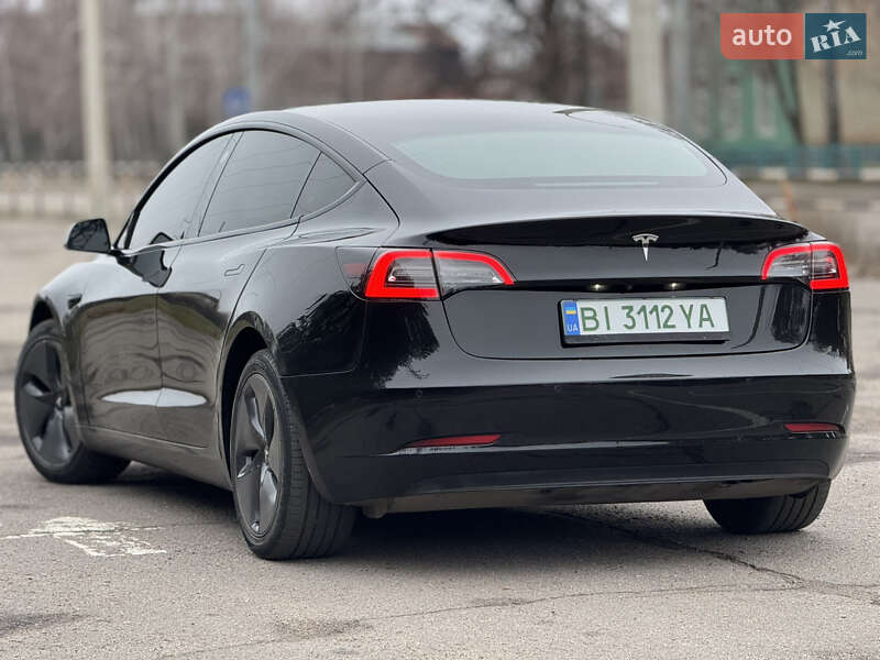 Седан Tesla Model 3 2019 в Кременчуге