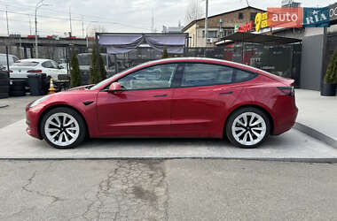 Седан Tesla Model 3 2022 в Киеве