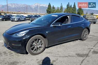 Седан Tesla Model 3 2018 в 