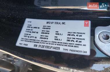 Седан Tesla Model 3 2018 в 
