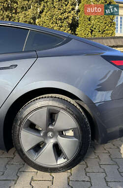 Седан Tesla Model 3 2022 в Надворной