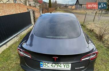 Седан Tesla Model 3 2019 в 
