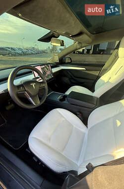 Седан Tesla Model 3 2021 в 