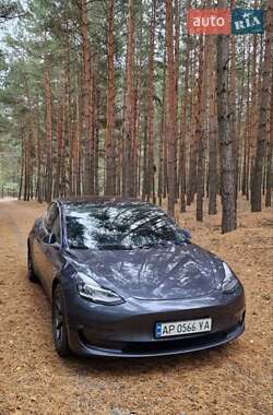 Седан Tesla Model 3 2018 в Києві