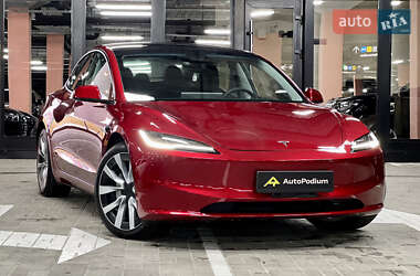 Седан Tesla Model 3 2024 в Киеве