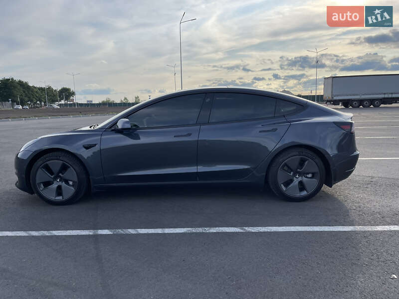 Седан Tesla Model 3 2021 в Дніпрі фото 24 Седан Tesla Model 3 2021 в Дніпрі