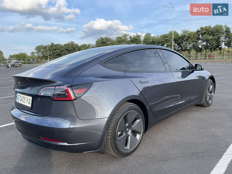 Седан Tesla Model 3 2021 в Дніпрі фото 29 Седан Tesla Model 3 2021 в Дніпрі