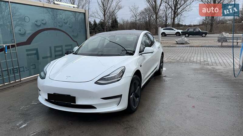 Седан Tesla Model 3 2019 в Днепре