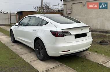 Седан Tesla Model 3 2019 в 