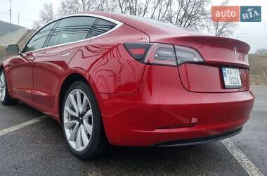 Седан Tesla Model 3 2018 в Києві