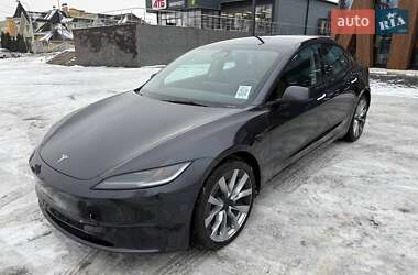 Седан Tesla Model 3 2024 в Луцьку