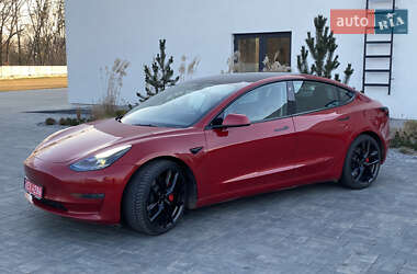 Седан Tesla Model 3 2021 в Луцке