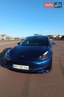 Седан Tesla Model 3 2023 в Одессе