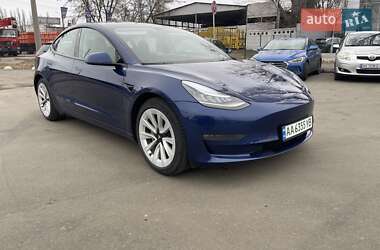 Седан Tesla Model 3 2022 в Києві