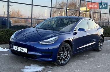 Седан Tesla Model 3 2019 в Дніпрі