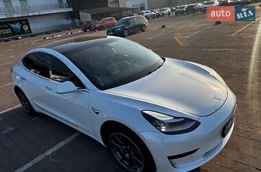 Седан Tesla Model 3 2020 в Житомире