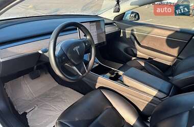 Седан Tesla Model 3 2020 в Житомире