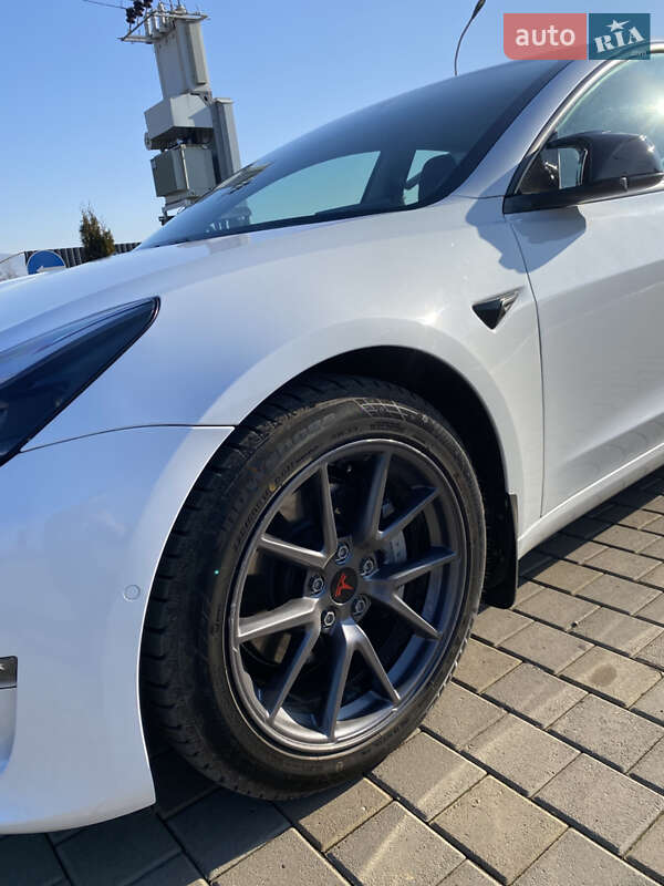 Седан Tesla Model 3 2021 в Иршаве фото 9 Седан Tesla Model 3 2021 в Иршаве
