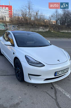 Седан Tesla Model 3 2019 в Львове