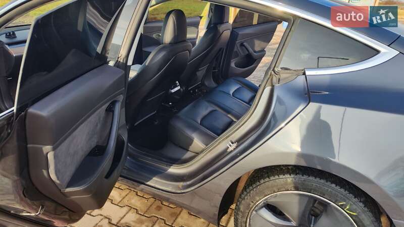 Седан Tesla Model 3 2019 в Тячеве фото 8 Седан Tesla Model 3 2019 в Тячеве