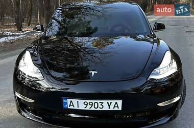 Седан Tesla Model 3 2019 в 