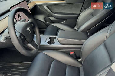 Седан Tesla Model 3 2021 в Полтаве